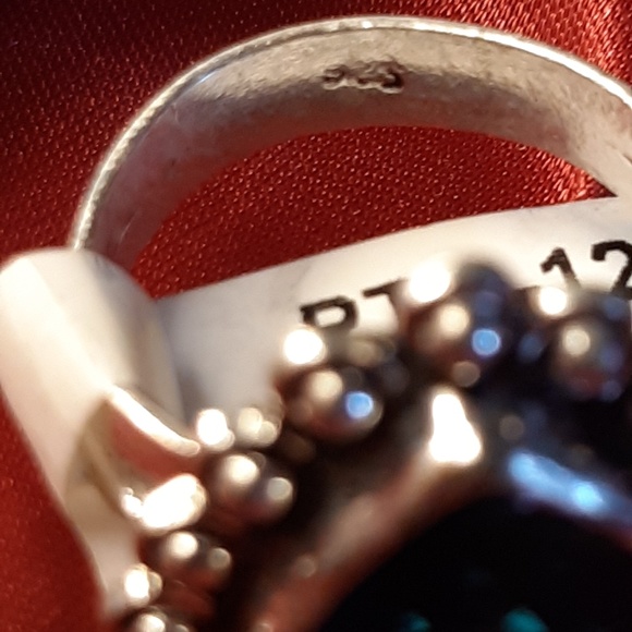 925 Stamped silver blue topaz gemstone ring - Picture 2 of 2